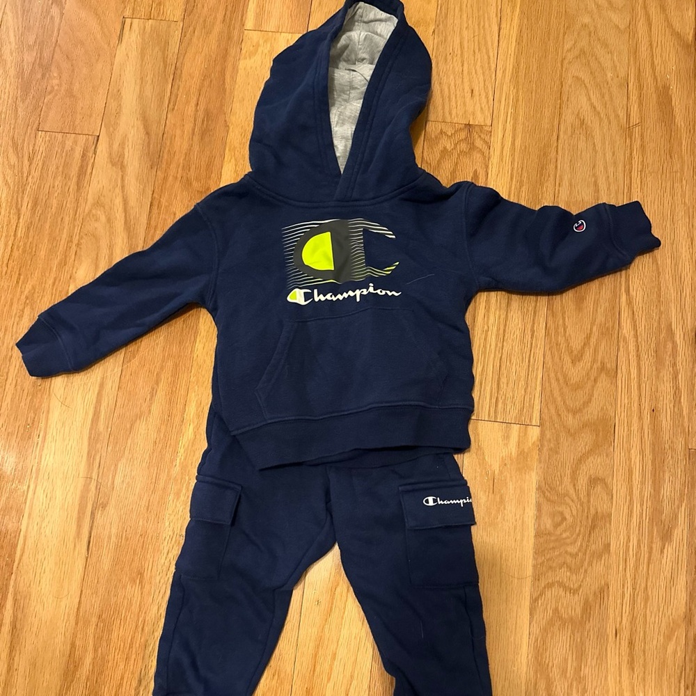 Champion 2T sweat set